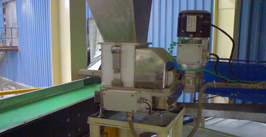 Loss-In-Weight Screw Feeders 2