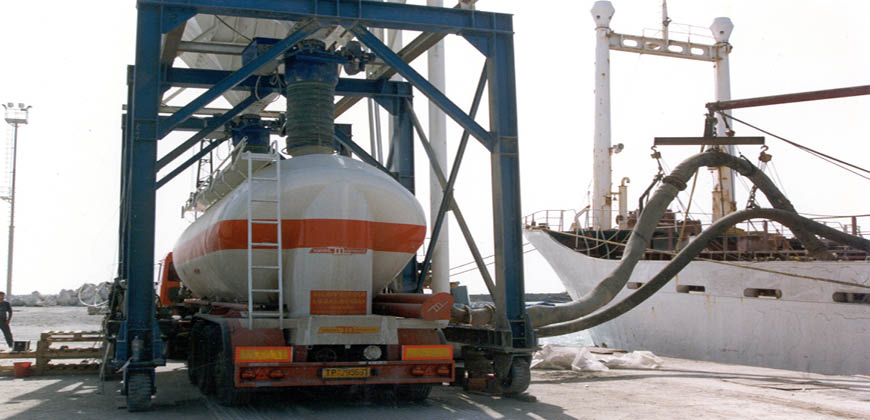 Port Technology + Large Size Bulk Solids Storage & Handling Plants 1