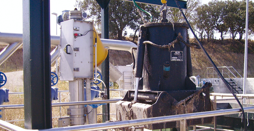 Vertical Screw Screens 3