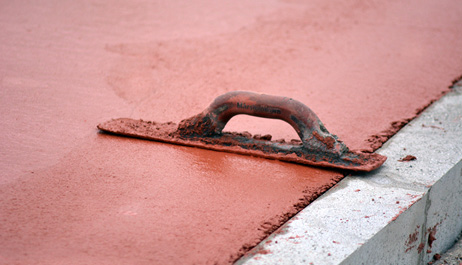 Avoiding segregation of concrete ensuring even and continual discharge