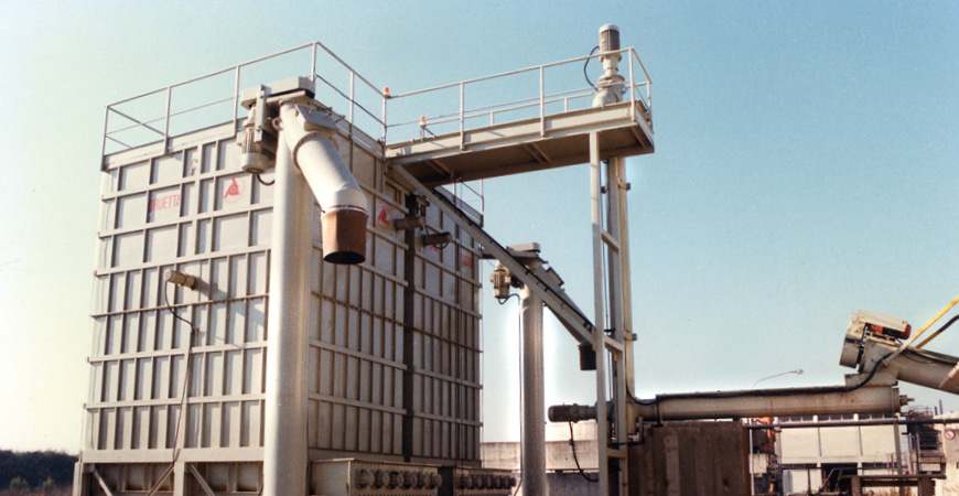 Vertical Screw Conveyors for Sludge SVE - 1