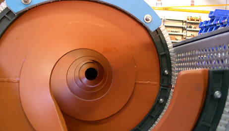 Shaftless screw design ensures no clogging even in presence of fibrous materials